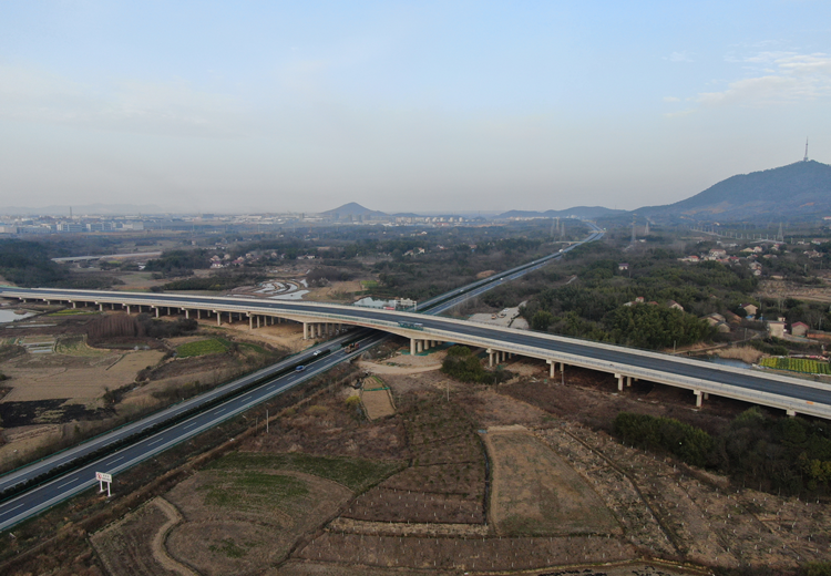 2016年（宣城西环路、通港路建设工程，总投资：7.16亿）
